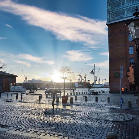 Appartamento Loft-Panoramablick-Hafen & Elbe! Amburgo Esterno foto